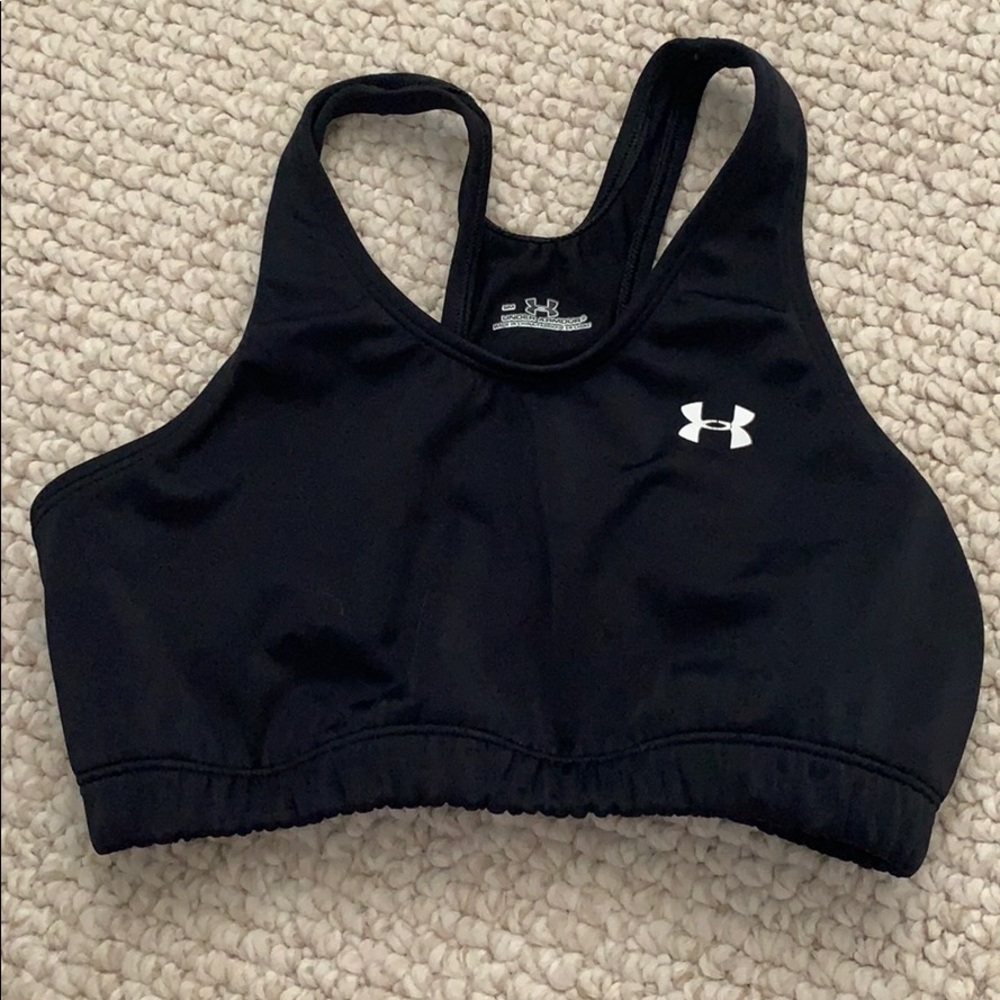 Black sports bra
